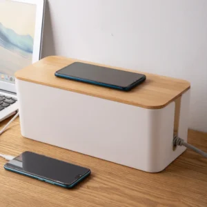 Boîte cache-multiprise avec couvercle en bambou Boîte cache-multiprise avec couvercle en bambou