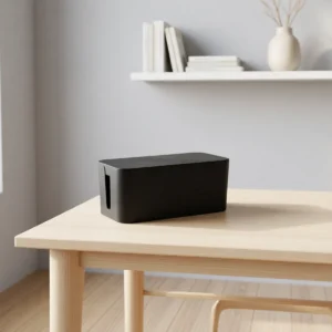 Boîte range-câbles et multiprise, design épuré
