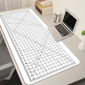 Sous-main quadrillé façon tapis de découpe – Blanc Sous-main quadrillé façon tapis de découpe – Blanc